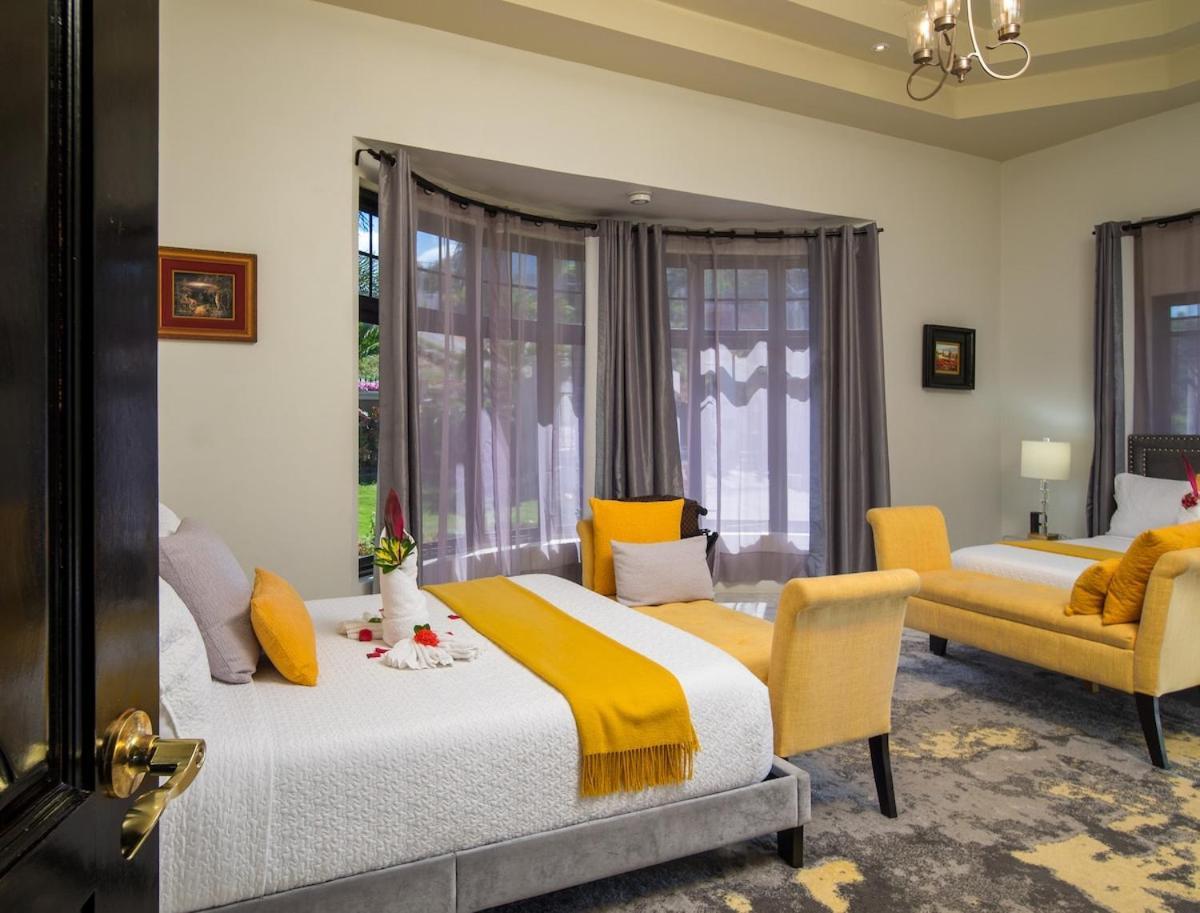 Villa Mimosa Jamaica Exclusive Luxury Stay- Resort Vibe Discovery Bay Zewnętrze zdjęcie